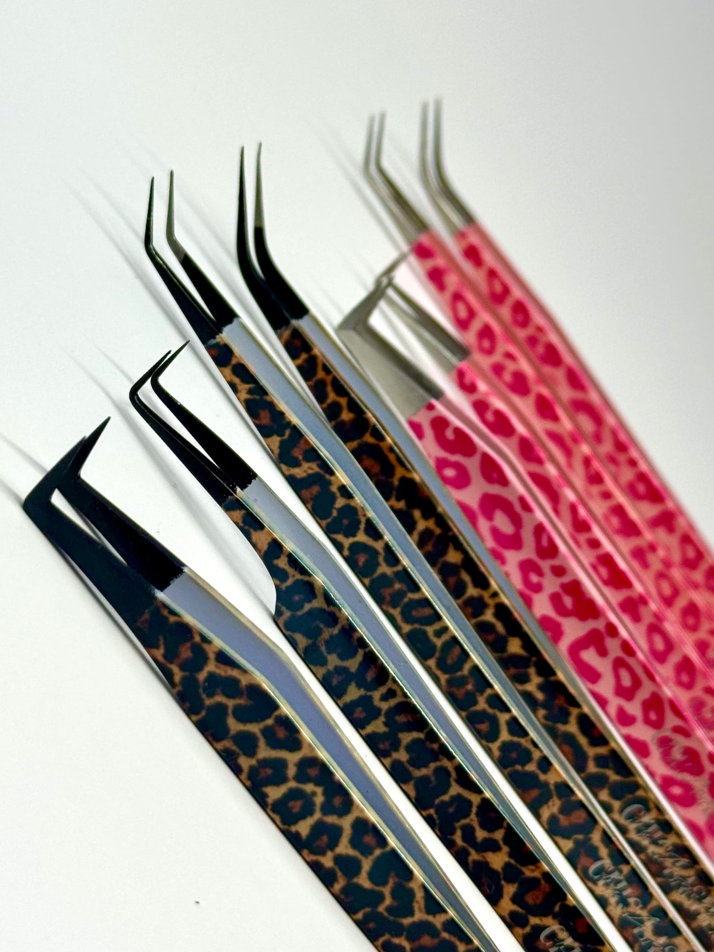 TWEEZER VENDOR