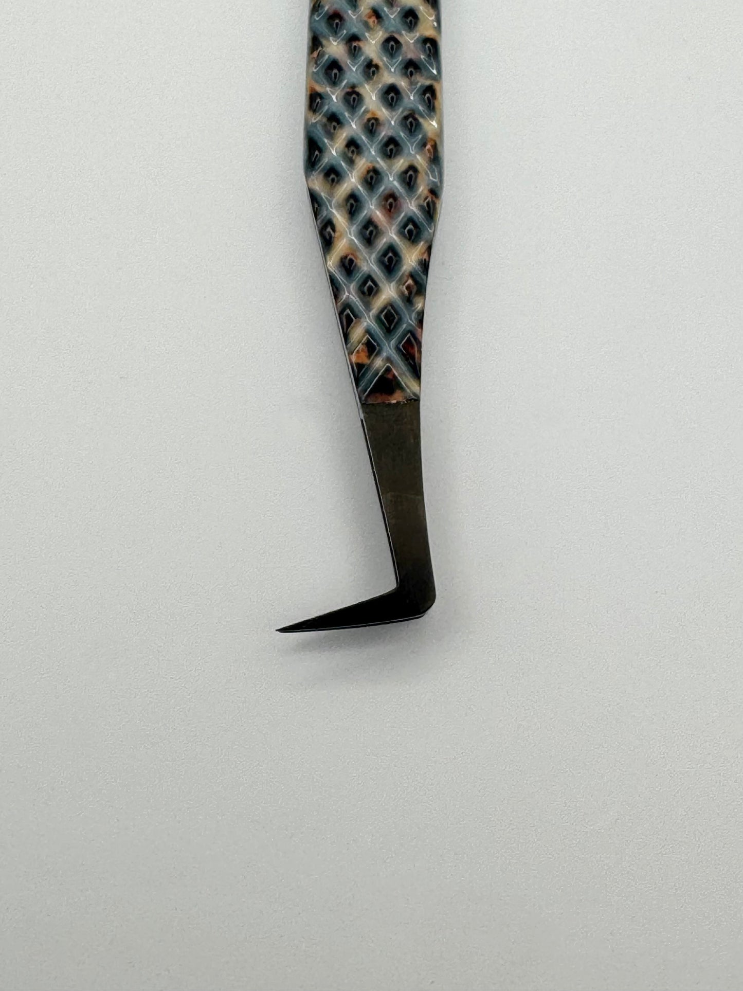 Discolored Volume Tweezers