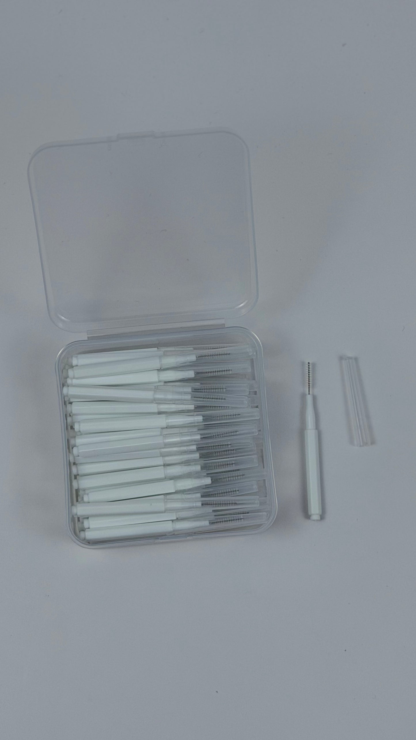 Interbrow brush