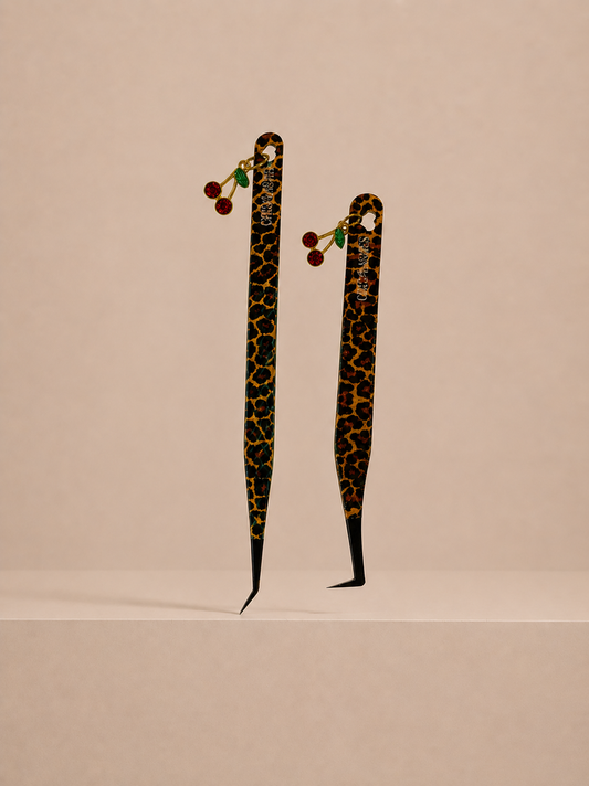 Charm Cheetah Tweezers